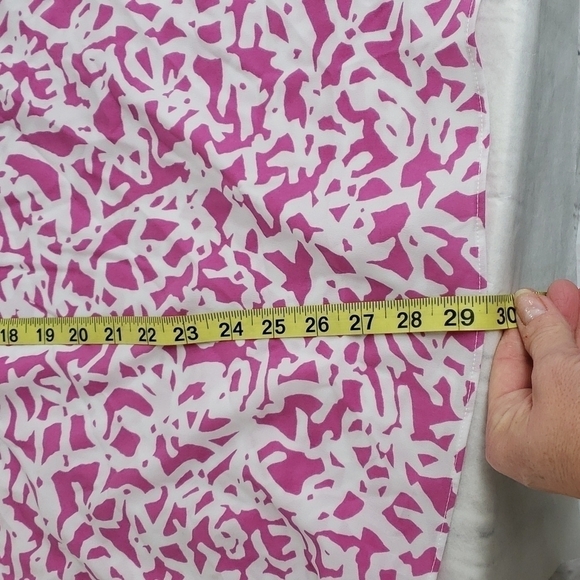 LANE Bryant Pink & White Flutter Short Sleeve Polyester Top Scoop Neck 26 EUC - Picture 10 of 11